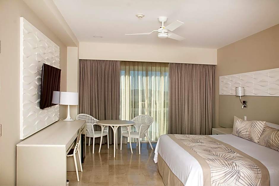 Krystal Grand Puerto Vallarta - All Inclusive