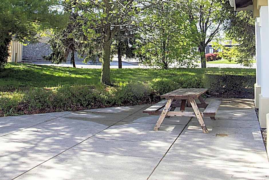 Baymont by Wyndham Maumee Toledo