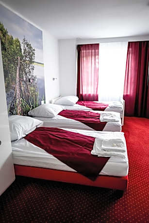 Quadruple Room with Shower