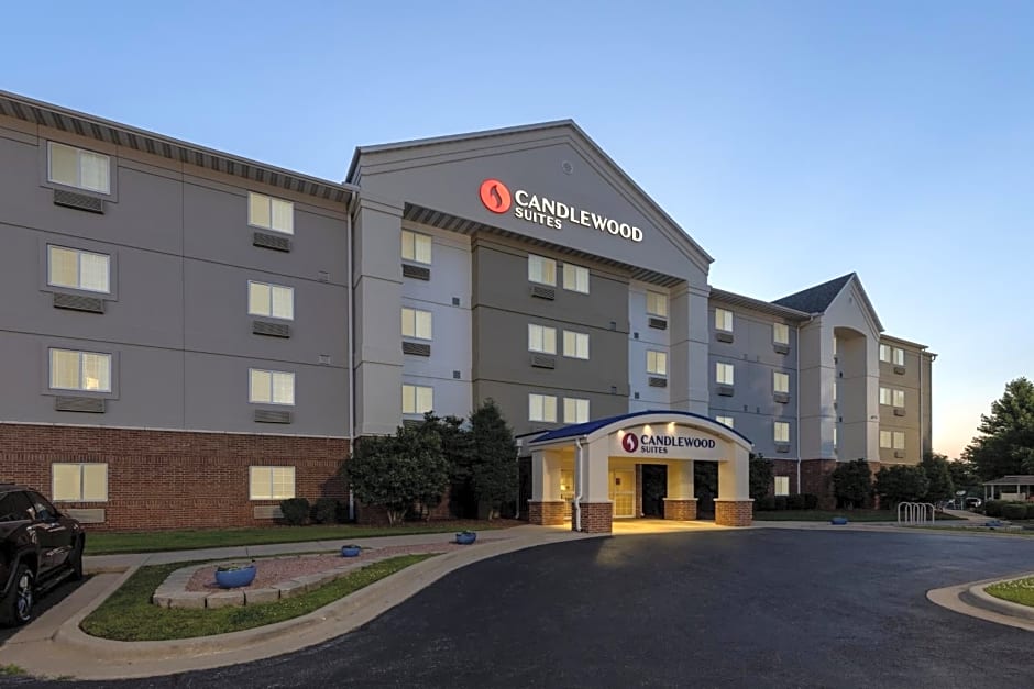 Candlewood Suites Springfield South