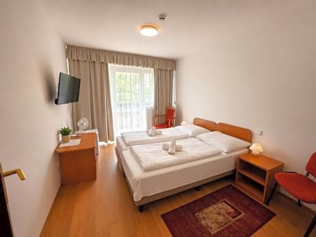 PSZ Hotel Beach Földvár