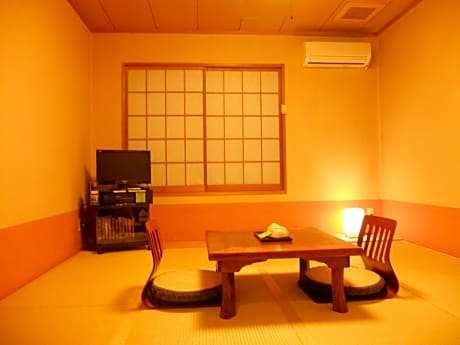 Japanese-Style Twin Room