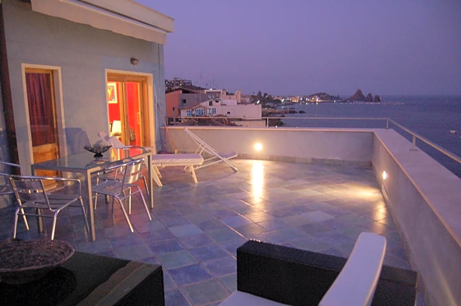 La Terrazza Sul Mare – Aci Castello, CA