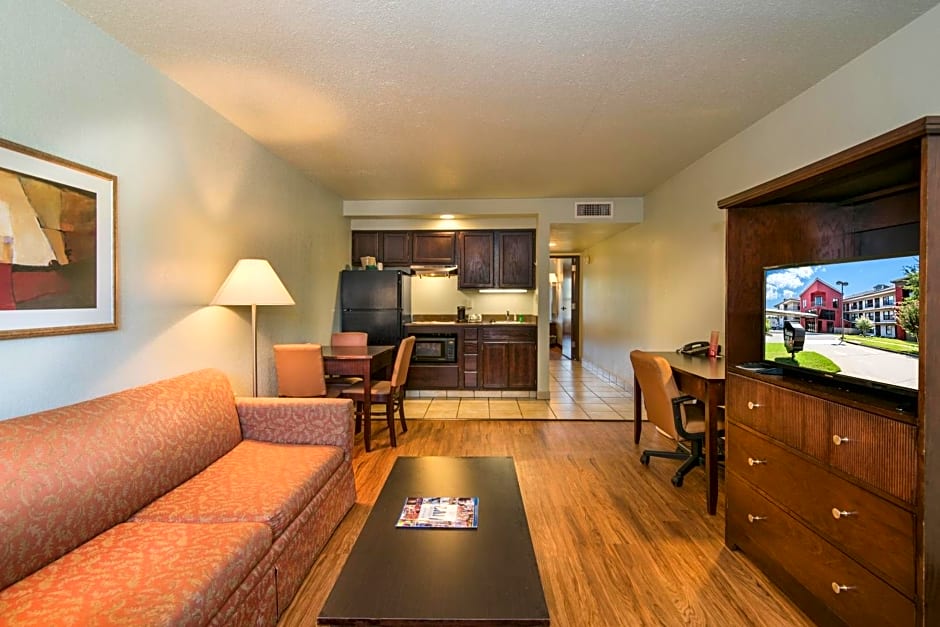 Markham House Suites Little Rock Medical Center