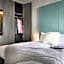 The Melbourne Hotel