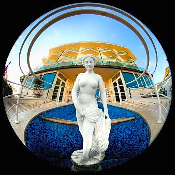 Hotel Lady Mary