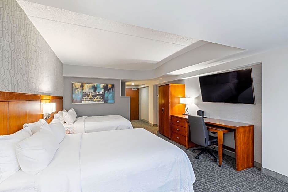 Courtyard by Marriott Boston Waltham