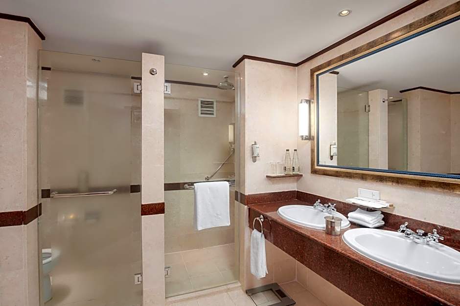 Kampala Serena Hotel