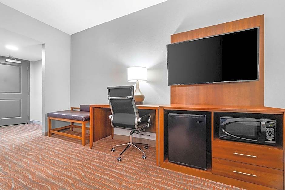 Comfort Suites Jackson I-40