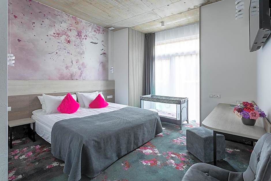 Algiro Hotel