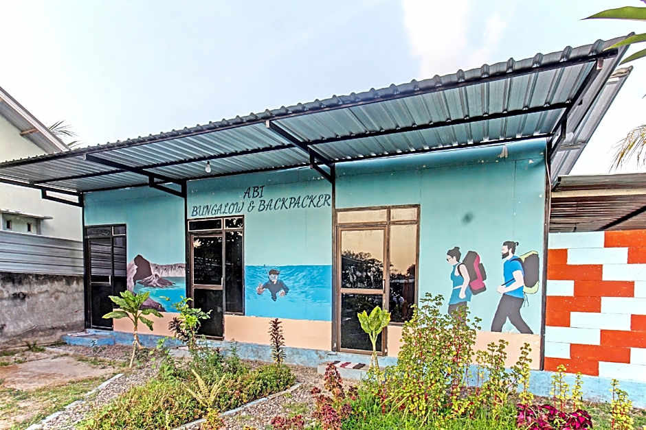 OYO 93121 Abi Bungalow & Hostel