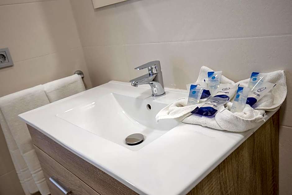 Aparthotel BCL Levante Lux