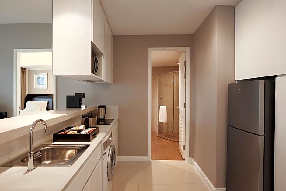 Dusit Suites Hotel Ratchadamri, Bangkok