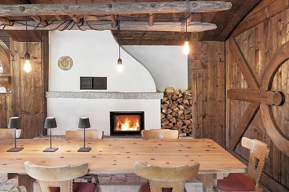 Berggasthaus Höllensteinhütte