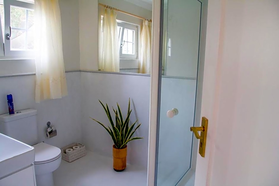 Milkwood Manor on Sea