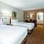 La Quinta Inn & Suites by Wyndham Deerfield Beach I-95 At Hillsb