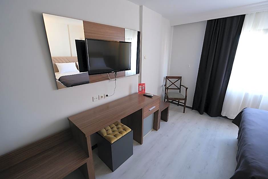 Ustun Hotel Alsancak