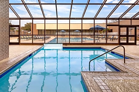 Hilton Arlington