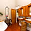 Royston Hall Historical Guesthouse