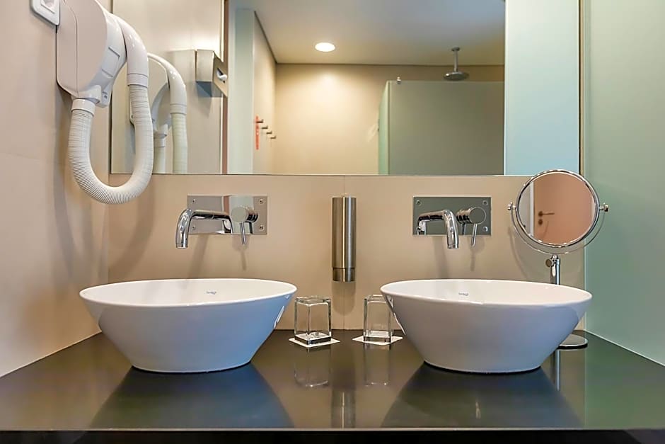 Hotel Ibis Lisboa Parque das Nações