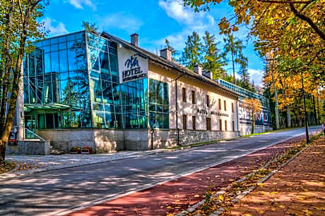 Hotel Murowanica