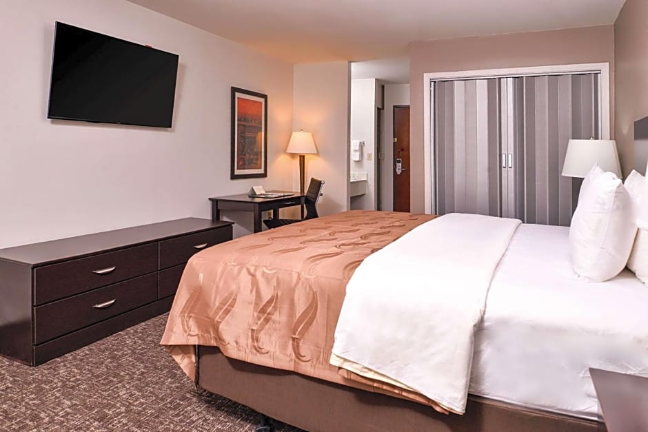 Quality Inn and Suites Beaumont