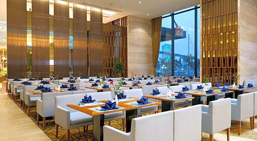 Wyndham Legend Halong