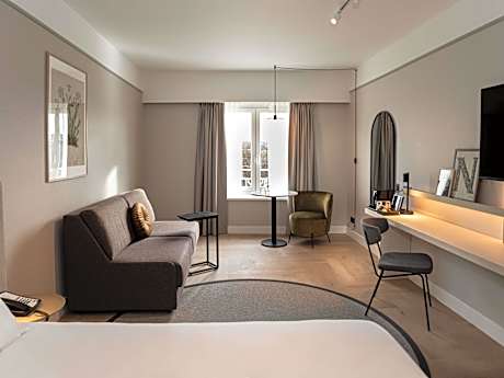 Deluxe room 1 King Size Bed and 1 Double Sofa