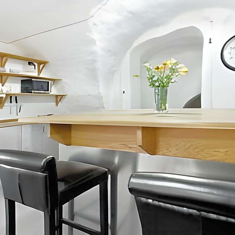 RAMILTON Old Town Hostel