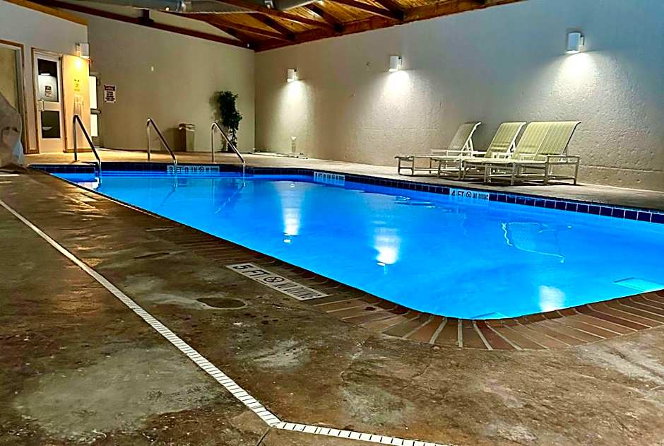 Microtel Inn & Suites by Wyndham Quincy Downtown/River Area