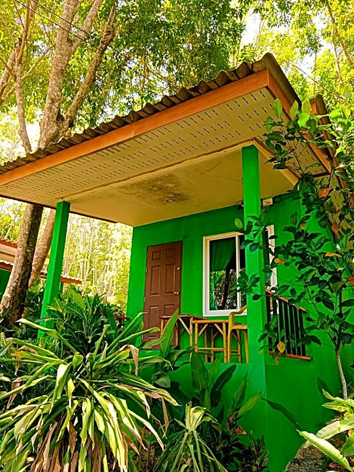 Lanta Maikeaw Bungalow
