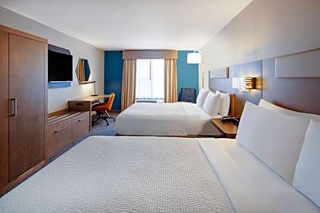 Standard Room with Two Queen Beds