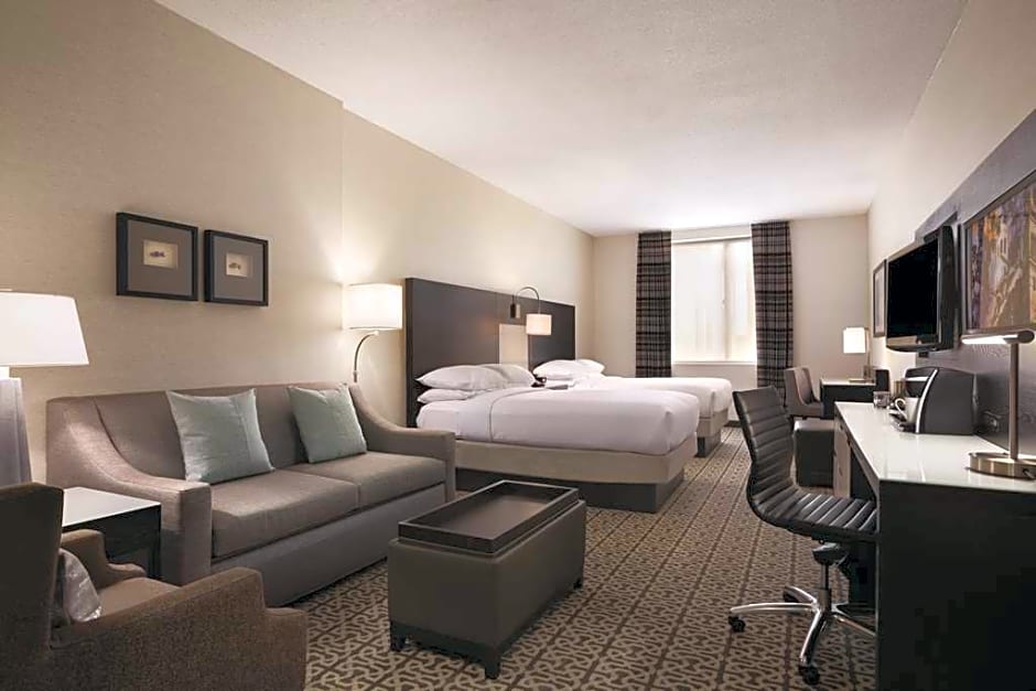 DoubleTree by Hilton Boston-Downtown