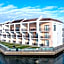 WindWater Hotel and Marina