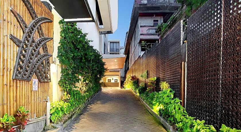 Hotel Terrace At Kuta