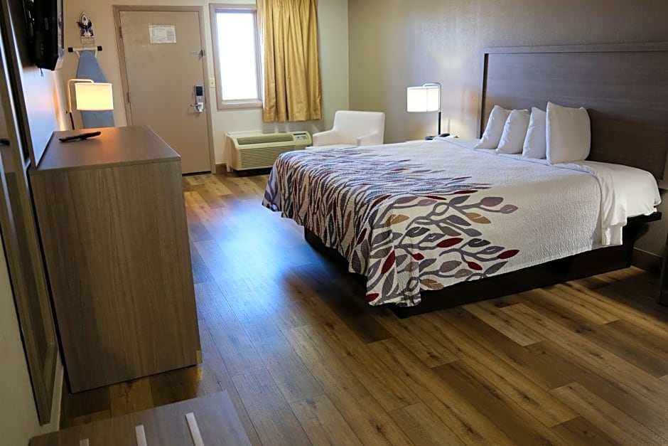 Red Roof Inn Staunton