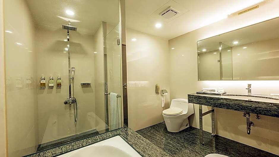 CHECK inn Select Taichung Dadun