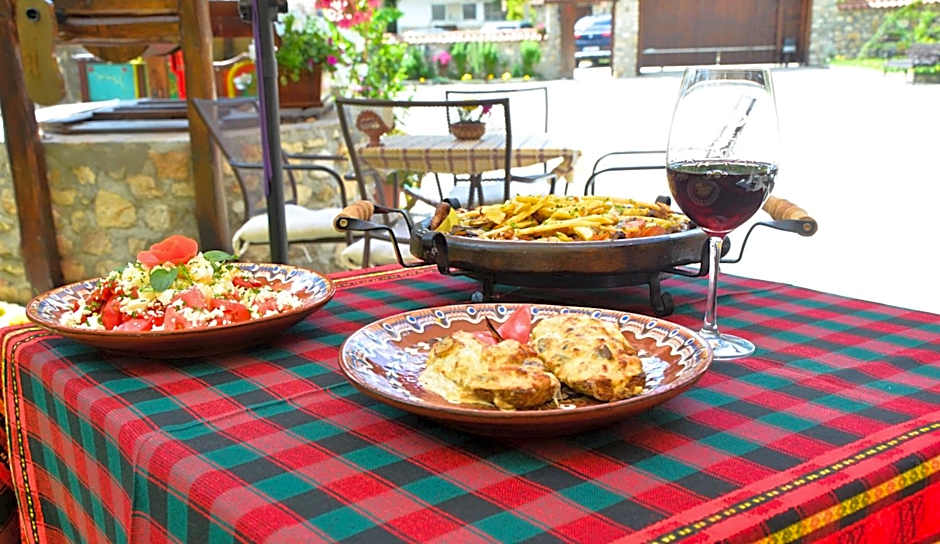 Family Hotel Dinchova kushta