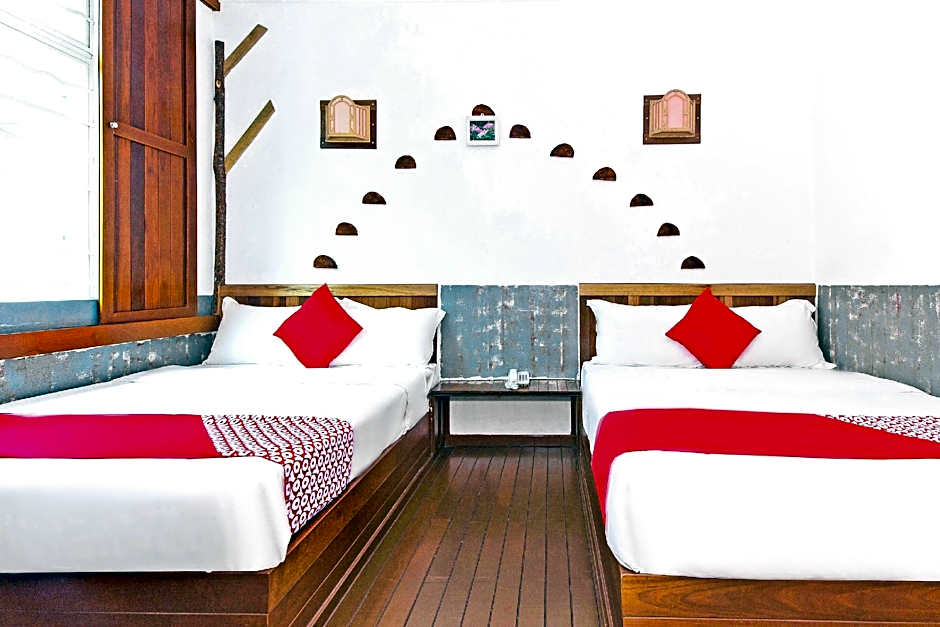 OYO 210 Hotel Five 2