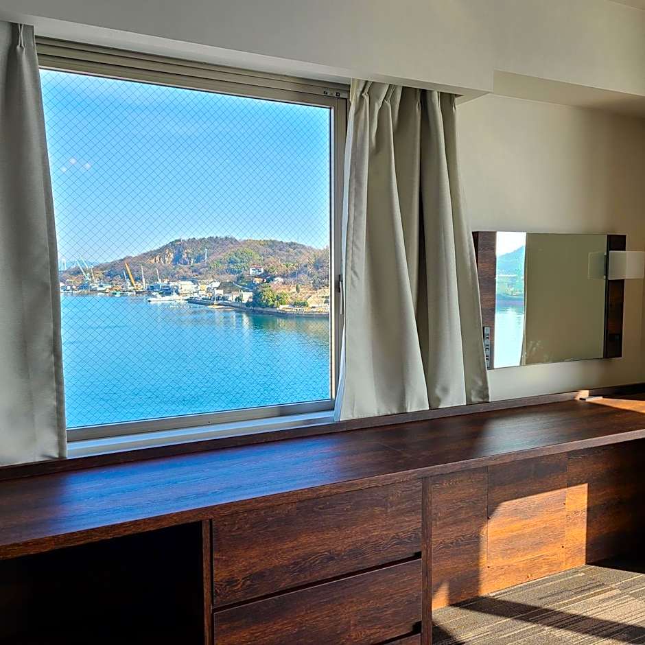 Sakura Shimanami Hotel