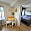 JstLikeHome - Old Ottawa Suite & Guesthouse