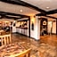 The Strawbury Duck Inn