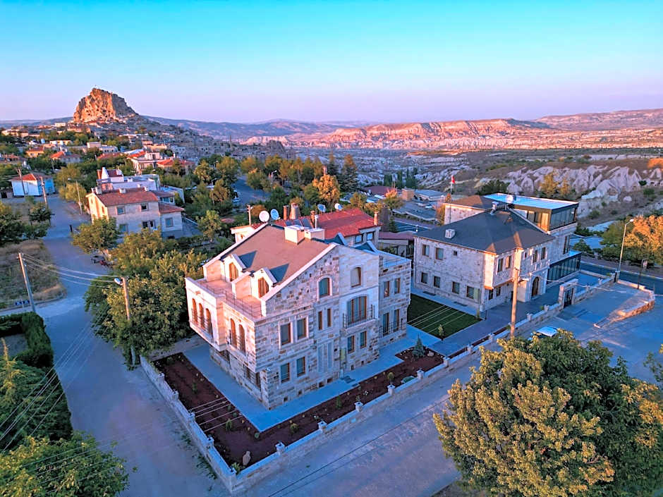 Remus Romulus Hotel