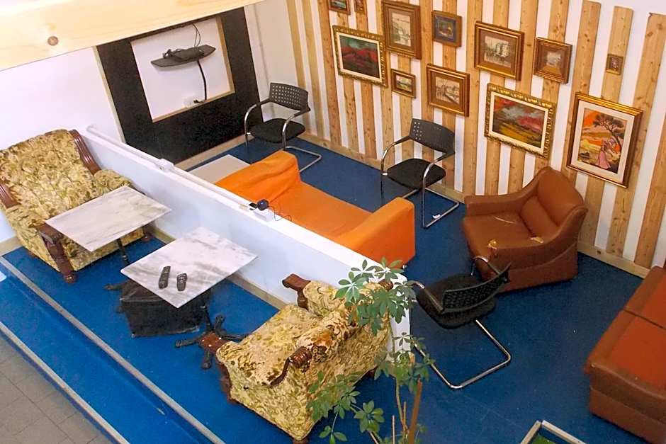 Hostel Colours