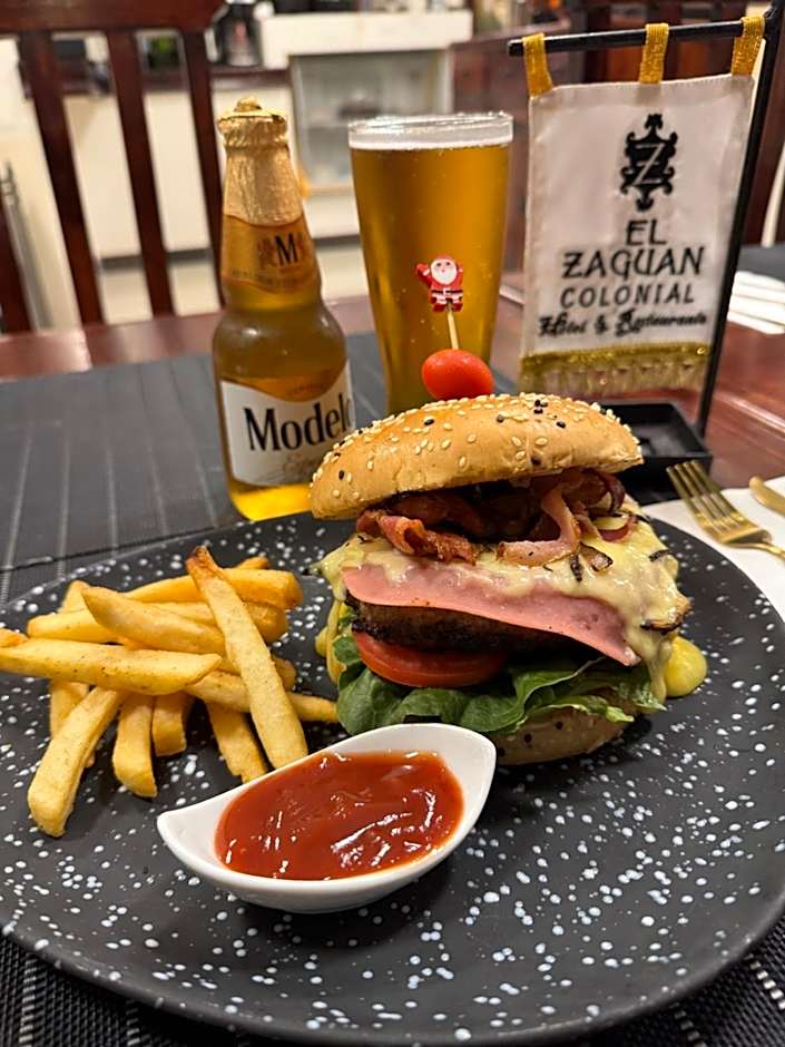 El Zaguán Colonial by GuruHotel