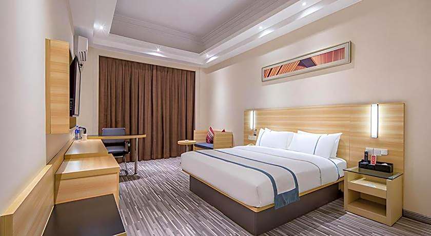 City Comfort Inn Zhuhai Fisher Girl Qinglv Road Seaside Swimming Field