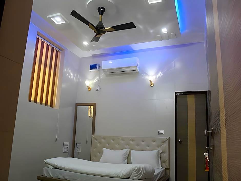 Hotel Bajaj Lake Palace – Ajmer, GA