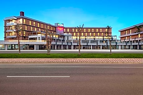 Ramada Plaza By Wyndham Batman