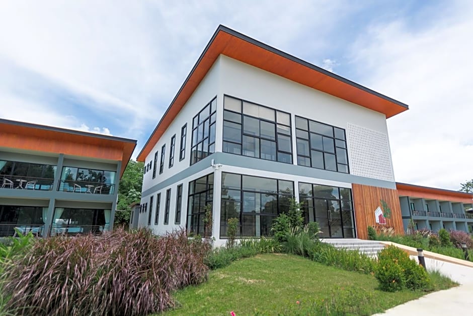 The Tree Riverside Resort Kaeng Krachan