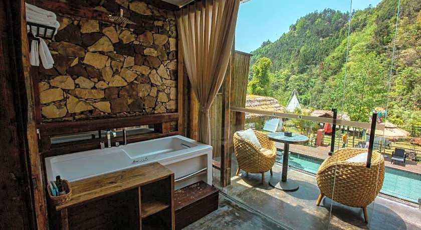 Pandora Vista Retreat